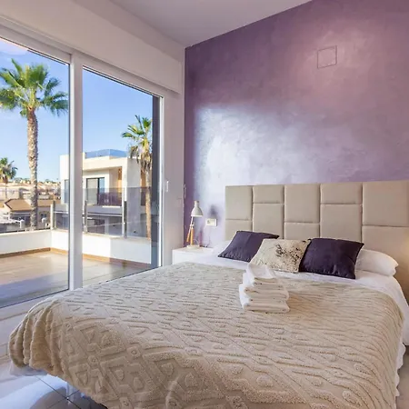 Beautiful In With Wifi בית נופש *