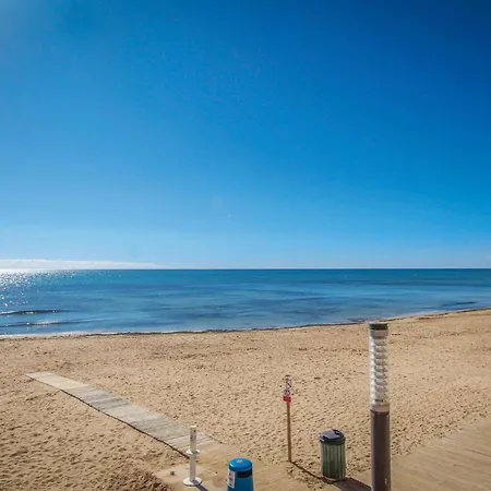 בית נופש Beautiful In With Wifi